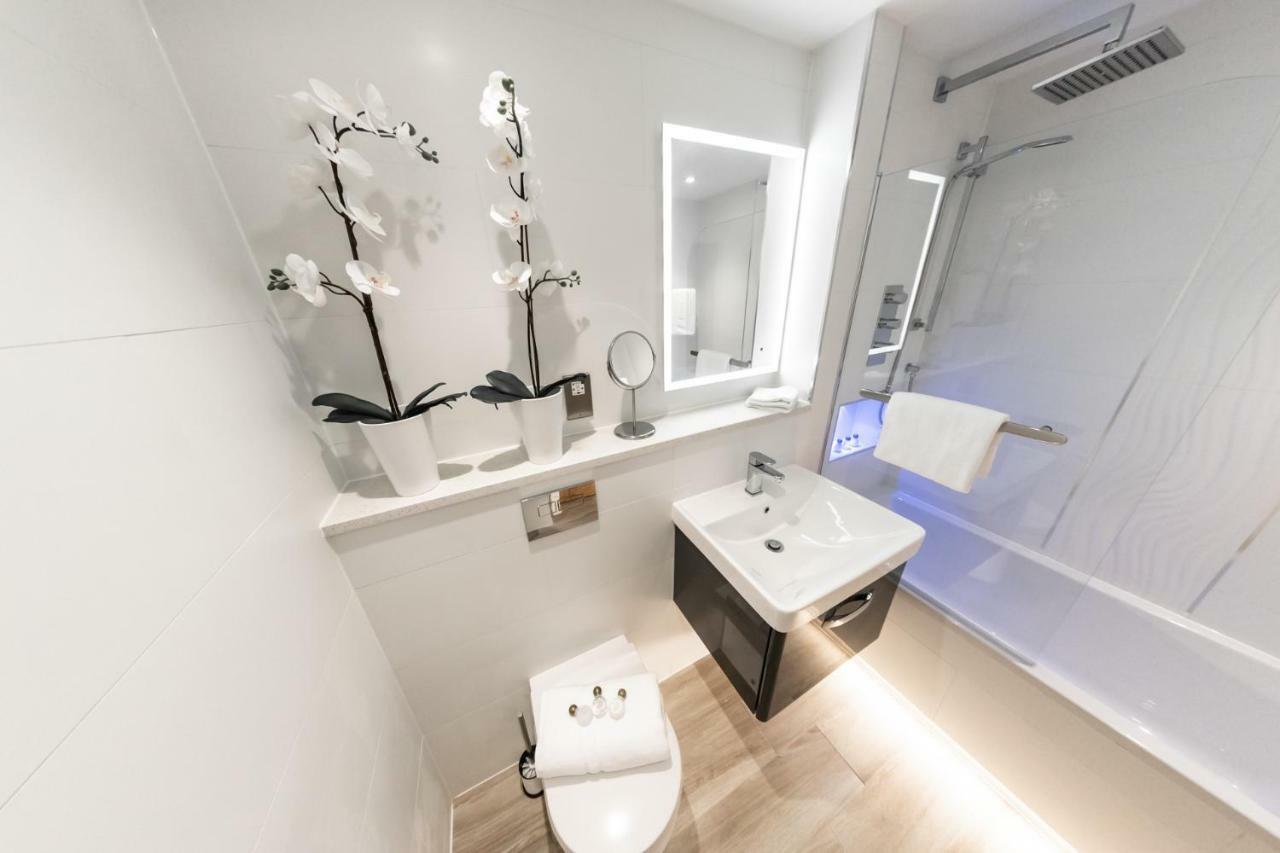 Ivory Apartment